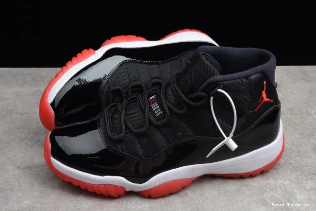 378037-010 (2012) Retro Bred 11 Jordan Air 0604